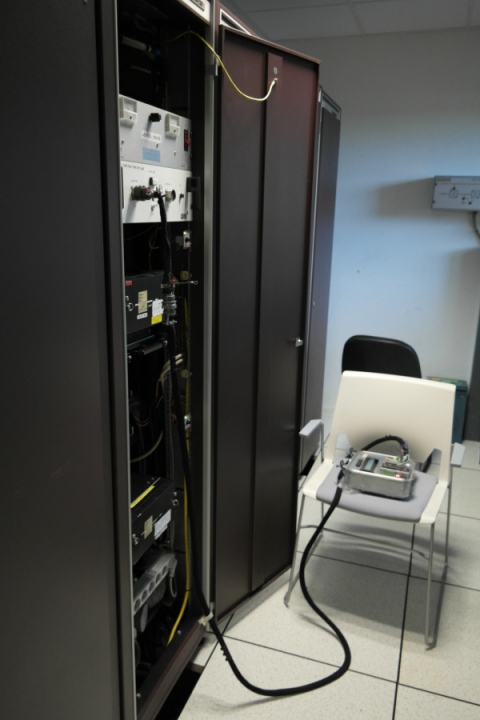 Airbus A330 / A340 Training Flight simulator FMC connected to the Teledyne PDL 615 Data Loader. This one is equiped with an HxC Floppy Emulator.